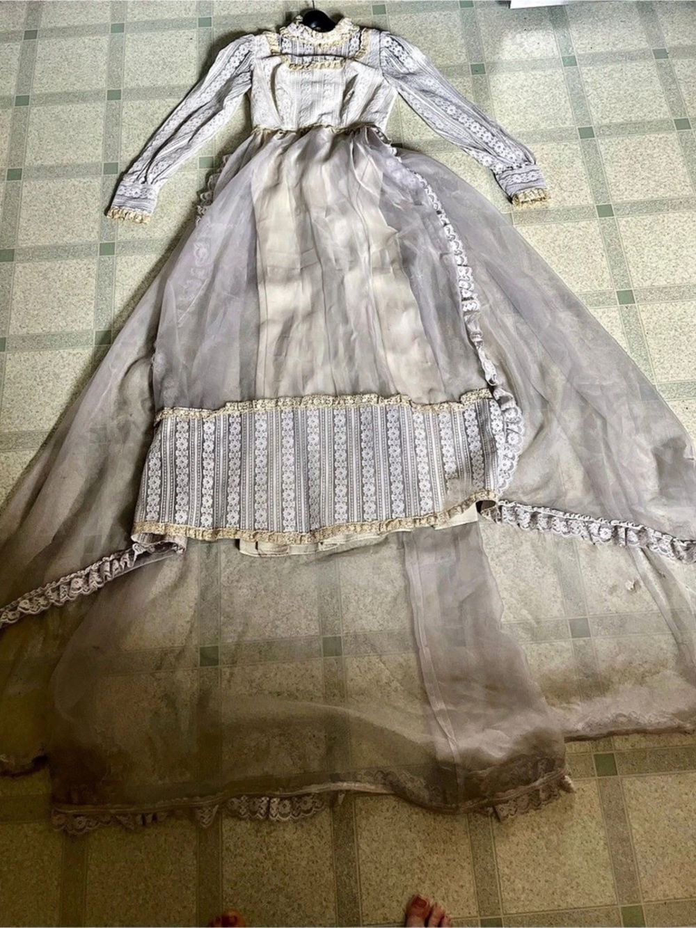 70’s vintage Victorian Revival - Gunner Sax / Boho Prairie Style Handmade weddin
